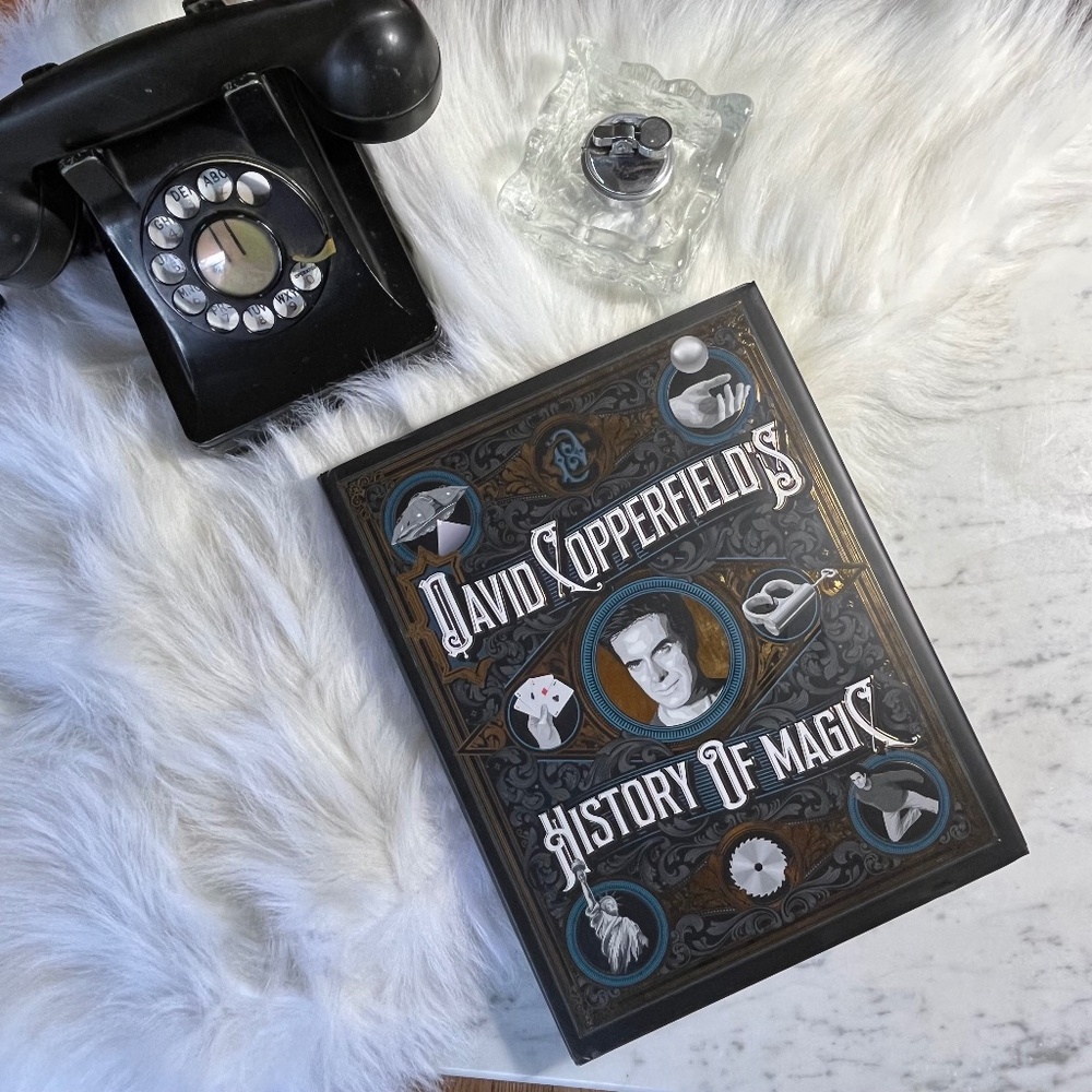 2021 David Copperfield’s History of Magic Hardcover Book